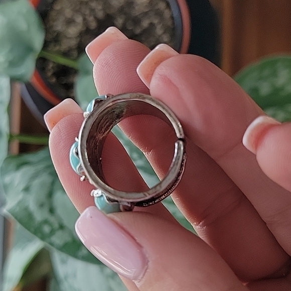🔥LAST ONE🔥 Chunky Turquoise Howlite Retro Soldered Cuff Ring - Picture 6 of 7